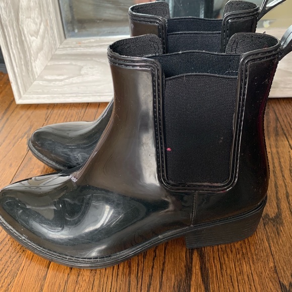 Black Jeffery Campbell Chelsea Waterproof Boots - Picture 5 of 7